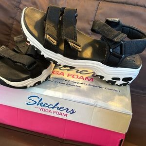 SKECHERS YOGA FOAM SANDALS Sz 9